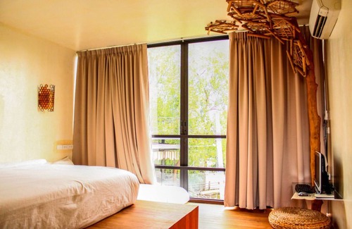 Bang Kobua Hotel | Bangkok Tree House