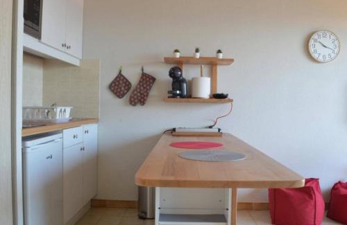 Banyuls-sur-Mer Apartment | Banyuls : Studio cabine, terrasse, proche plage - FR-1-225C-30