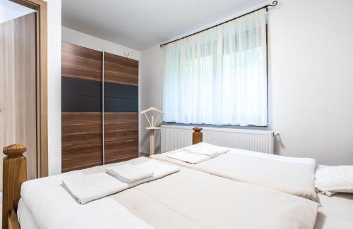 Pecs Apartment | Barackvirág Apartmanház