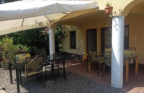 Balatongyorok Apartment | Barackvirág