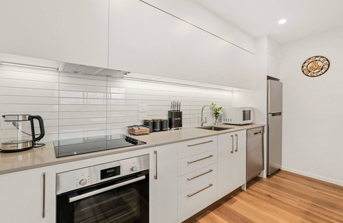 Christchurch City Centre Cottage | Barbadoes Beauty - Christchurch Holiday Apartment