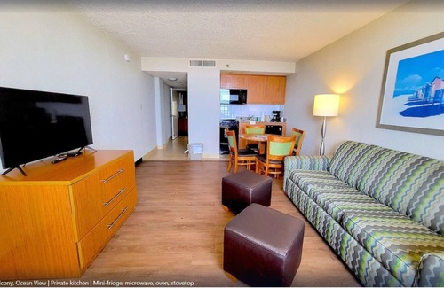 Northeast Virginia Beach Resort | Barclay Towers featuring a beautiful beach front view