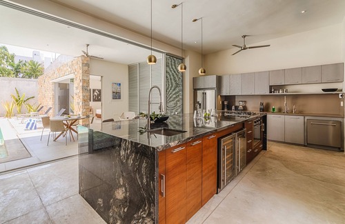 Centro House | Bardol House in the heart of Santa Lucia!