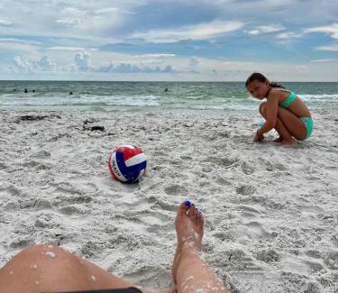 Indian Shores Apartment | Barefoot Beach Resort in Indian Shores Minutes from Clearwater Beach