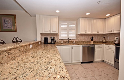 Englewood Condo | Barefoot in the Sand - Gorgeous Gulf Front Condo