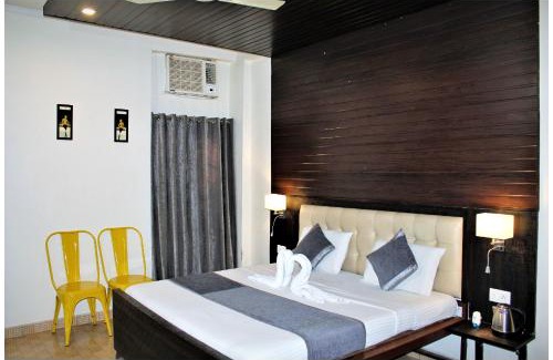 Bareilly Hotel | BAREILLY HOTEL KRISHNA RESIDENCY# Near Vaishno Devi Temple - A Premium Hotel In Bareilly