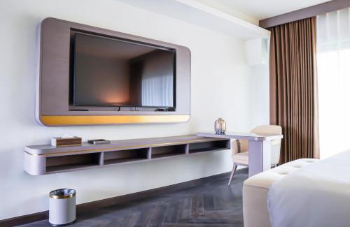 Central Beach Hotel | Barley House