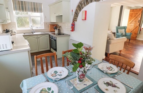 Haverfordwest Cottage | BARN COTTAGE, family friendly, with open fire in Haverfordwest