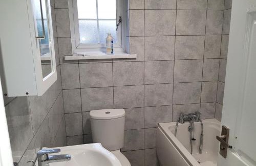 Burnt Oak Apartment | Barnfield Place