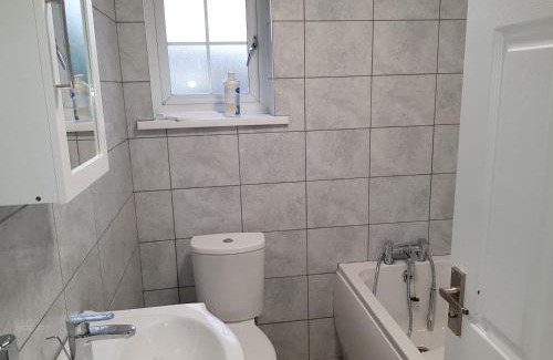 Burnt Oak Apartment | Barnfield Place