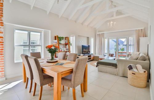 Newlands House | Barons View 2-Bedroom Getaway in Plettenberg Bay