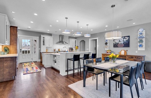 Sheboygan House | Baronwood Oasis-Indoor Pool/Spa-Arcades-16beds-LUX