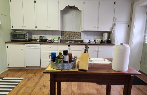 Prince Edward House | Barouche The Second of the Stone Carriage House