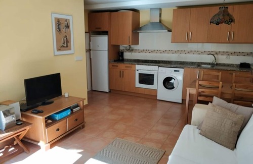 Barreiros Apartment | Barreiros Apartment - Catedrales Beach 5 pers. (2 rooms) views to the Foz Estuary
