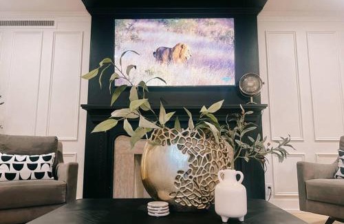 Heart of Lubbock House | Barrel Oak Mansion- Fire pit, & pool table NR TTU