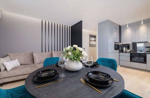 City Centre Apartment | Barska 69 | Kraków | Prestigious Apartment | Parking