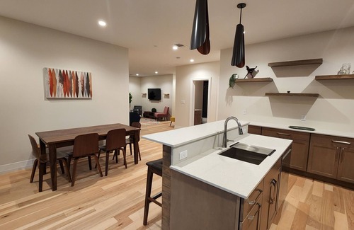 Barton Heights Apartment | Barton Springs Hideaway. On the Park at Barton Springs Pool, mins to Downtown