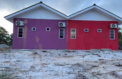 Setiu Ski Chalet | BASAR HOUSE SUITES RHU 10/PENARIK