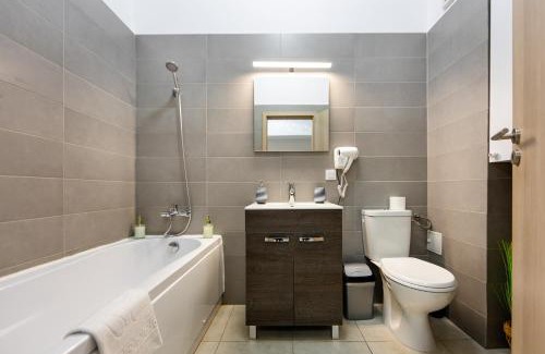 Bucharest Apartment | Basarab Chic Studio