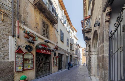 Viterbo House | Basco Guest House