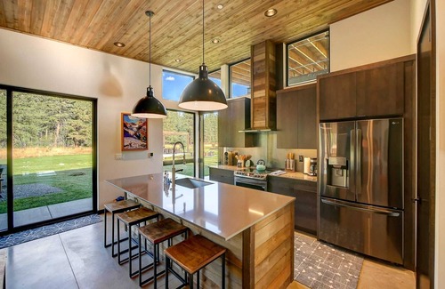 Mazama Cabin | Base Camp 49 - Sandy Butte Cabin 7A