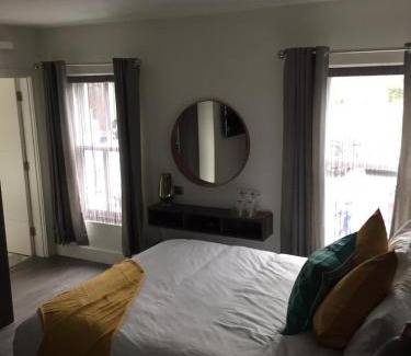 Dingle Hotel | Base Dingle