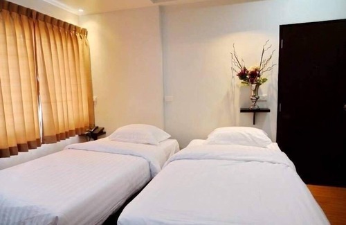 Chiang Mai Hotel | Basic Line Hotel at Loikroh