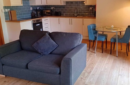 Little Stukeley Apartment | Basic Lodge with Wheelchair Access