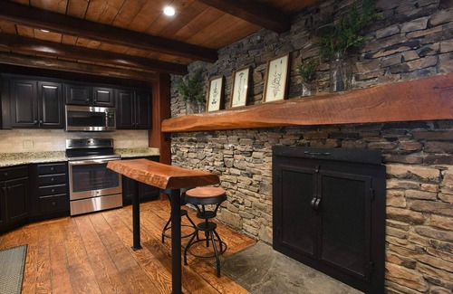 Champion Cabin | Bass Rock Cabin at Seven Springs