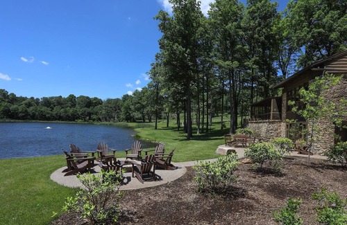 Champion Cabin | Bass Rock Cabin at Seven Springs