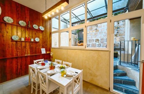 Palermo Apartment | Basso 61, Urban Oasis with Mini Pool and Courtyard