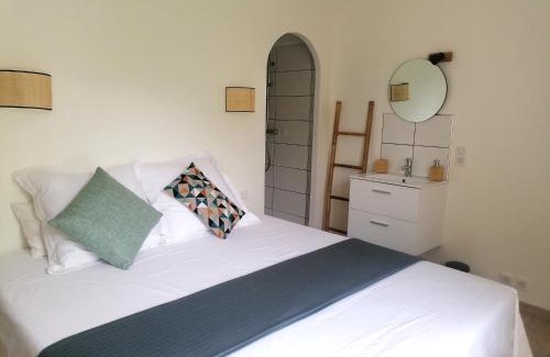 Aiguelèze Bed & Breakfast | Bastide Occitane