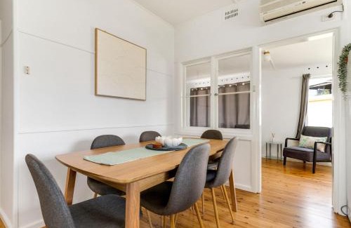 Batehaven House | Batehaven Coastal Home Near Corrigans Beach