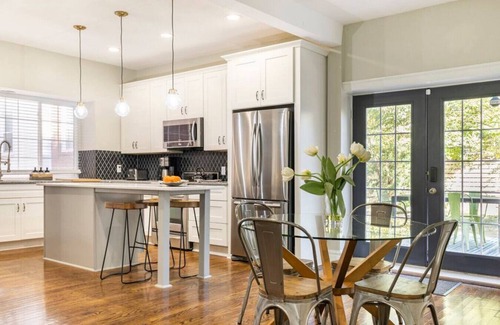 South Hyde Park Apartment | Bates West House Kansas City