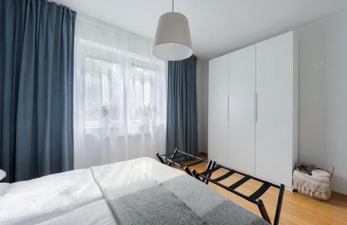 Pszczyna Apartment | BATOREGO FLATS No 13 Pszczyna - Walk to Castle - Apartment with Parking, Balcony, Elevator, Fast WiFi