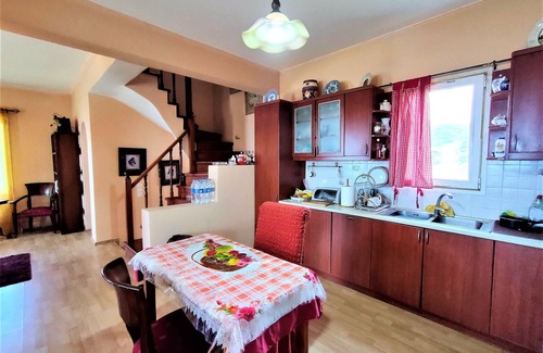 Batsi House | Batsi Bay View Maisonette