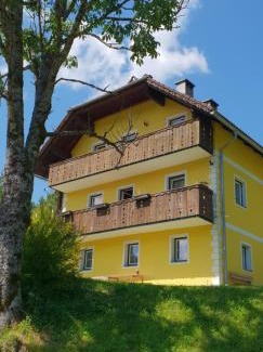Windisch Bleiberg Apartment | Bauernchalet Orainza
