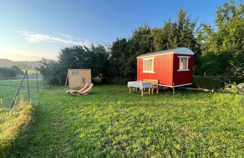 Dettenheim Apartment | Bauernhof Glamping mit Alpakas und Ziegen