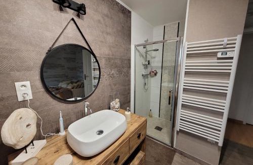 La Bazoge Bed & Breakfast | Baune