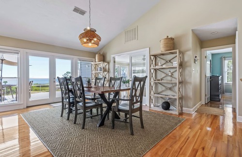 Panacea House | Bay Breeze - Waterfront with Boat Dock, Helipad!