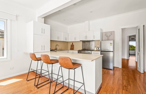 Russell Lea House | Bay Run Bungalow A Modern Heritage Pool Haven