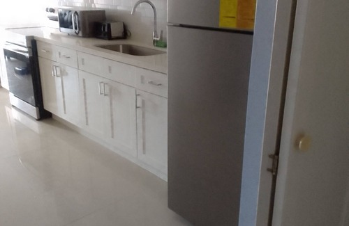 Portmore Apartment | Bayfront Budget Friendly 2 Bedrooms and 2 Bathrooms Apt in Gated Community