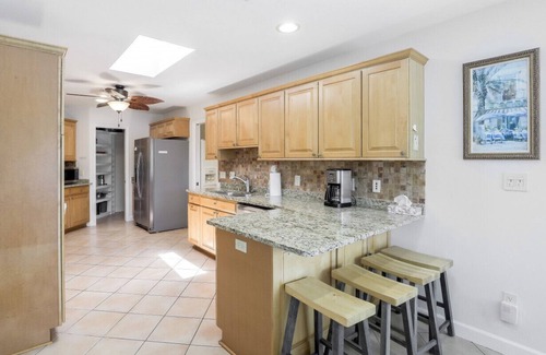 Marco Island House | Bayfront Paradise on Marco, Private Pool, Walk to Beach, Summer Discounts!