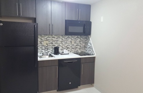 Clarksville Hotel | Baymont by Wyndham Clarksville