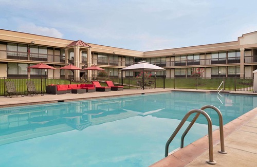 West Fairfax Hotel | Baymont by Wyndham Culpeper