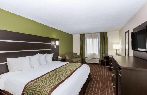 Hillview Hotel | Baymont by Wyndham Louisville South I 65