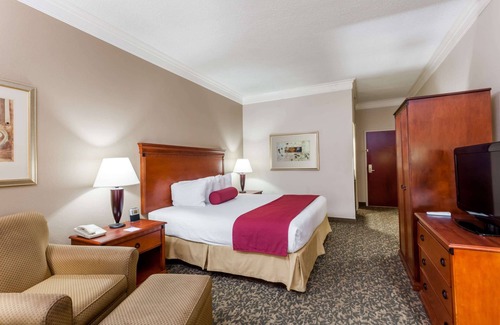 Madisonville Hotel | Baymont by Wyndham Madisonville