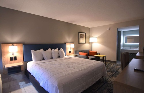 Pine Grove Hotel | Baymont by Wyndham Pine Grove I-81
