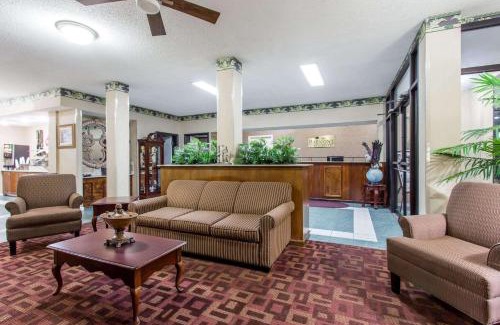 Manning Hotel | Baymont Inn & Suites