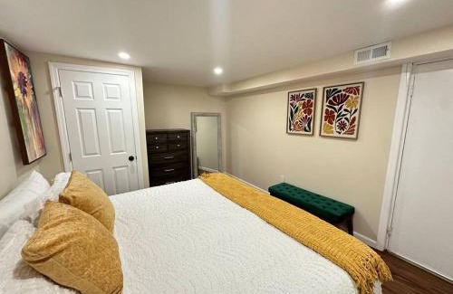 Constable Hook Apartment | Bayonne Delight- Cozy NYC Gateway Apartment